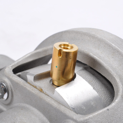 Hinterer rechter Luft-Suspendierungs-Federbein-Sitz Audi Q7 Porsche Cayenne VW Touareg 7L8616001